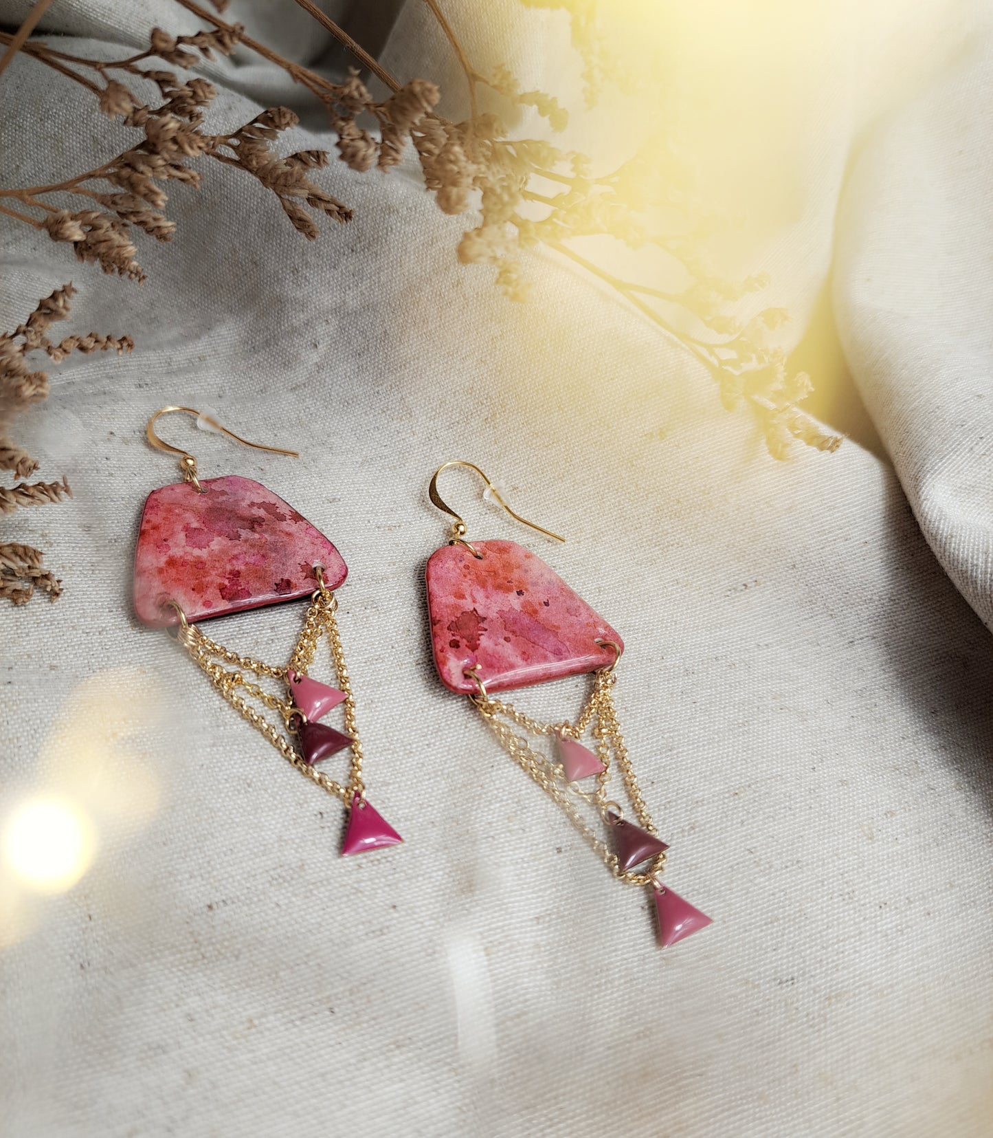 Boucles d'oreilles Adela aquarelle rose bordeaux or - plaqué or 18k