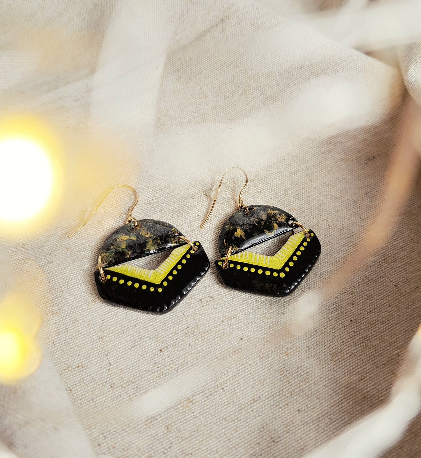 Boucles d'oreilles Santa pastels gras & argile noir or- plaqué or 18k