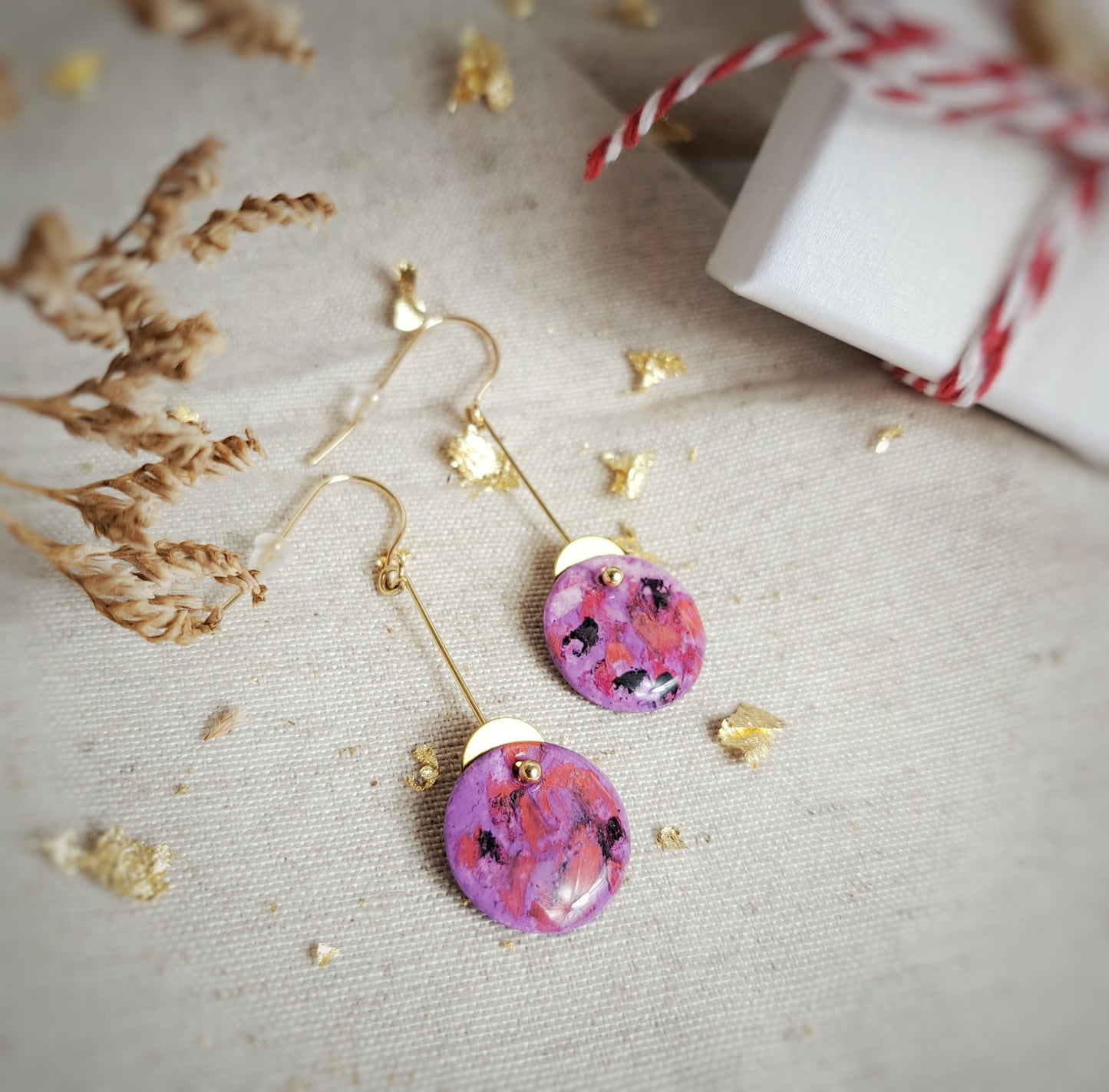 Boucles d'oreilles minimalistes "Namata II" pastel gras rose orangé rouge or- plaqué or 18k