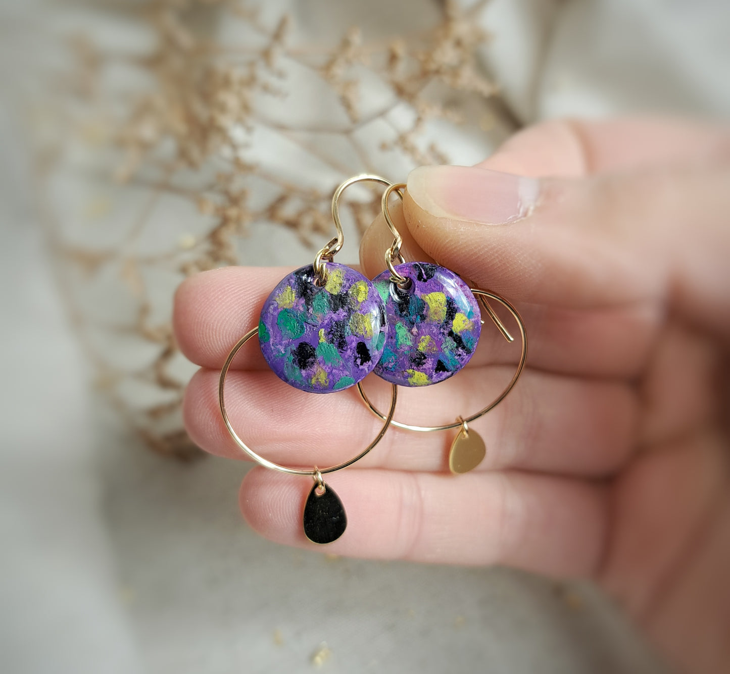 Boucles d'oreilles géométriques "Ozalee II" pastel gras violet,vert d'eau, noir, goutte or - plaqué or 18k