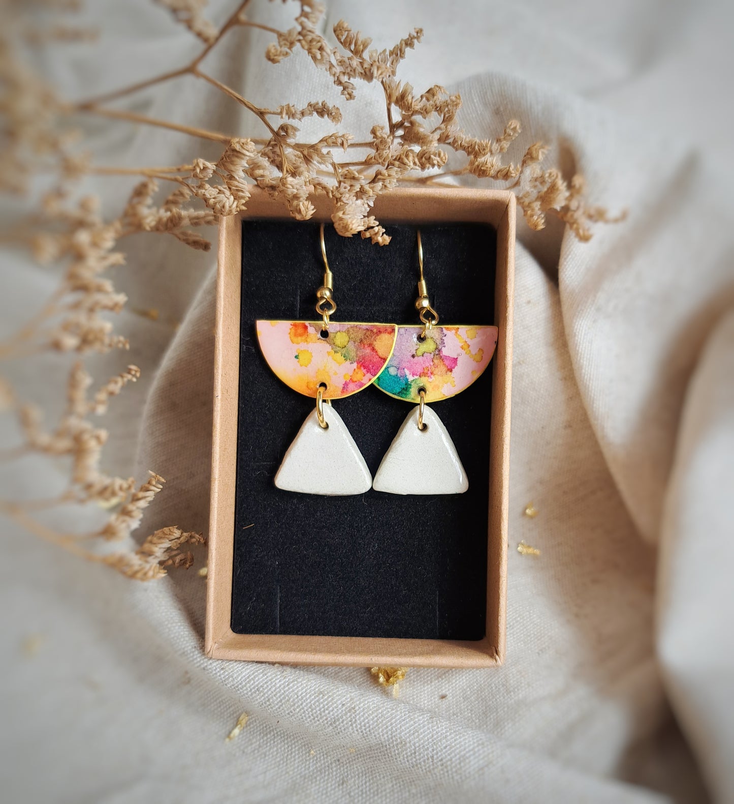 Boucles d'oreilles "Aponia" aquarelle & argile rose, vert, jaune - plaqué or 18k
