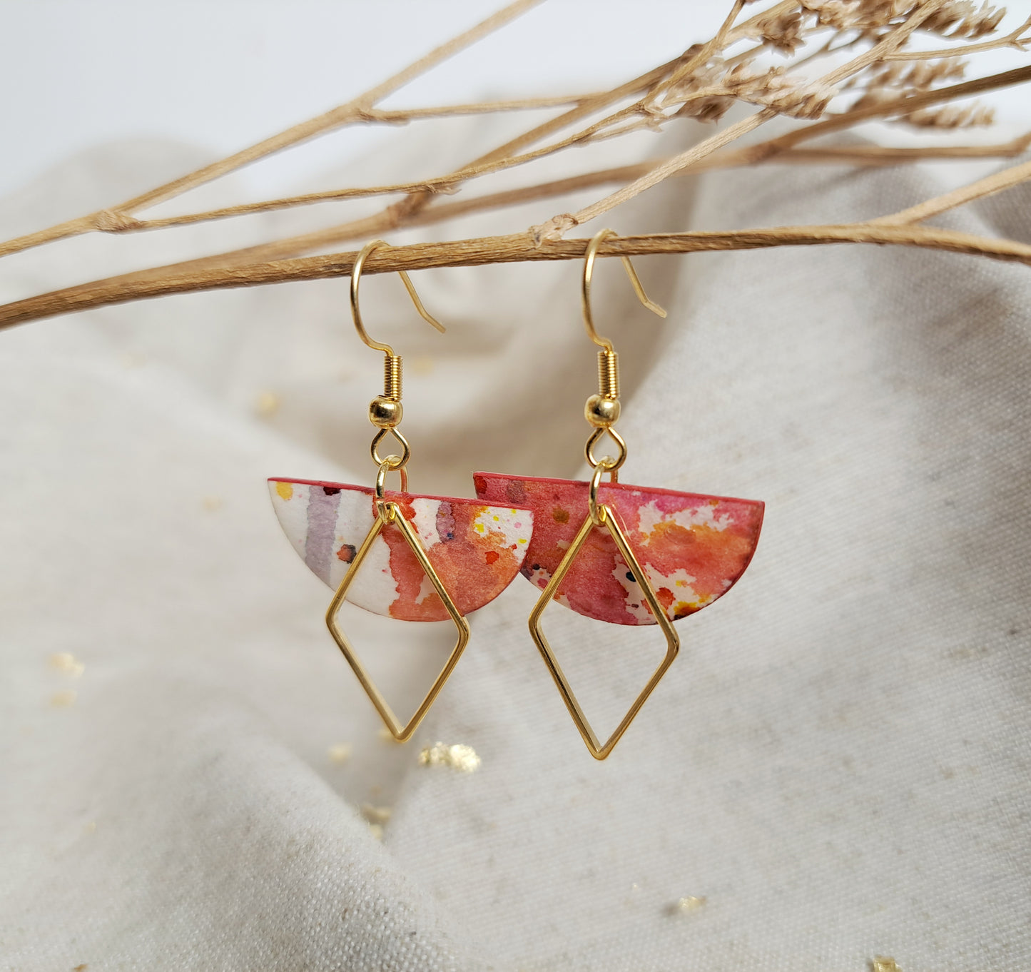 Boucles d'oreilles " " aquarelle rouge, blanc, vermillon - plaqué or 18k