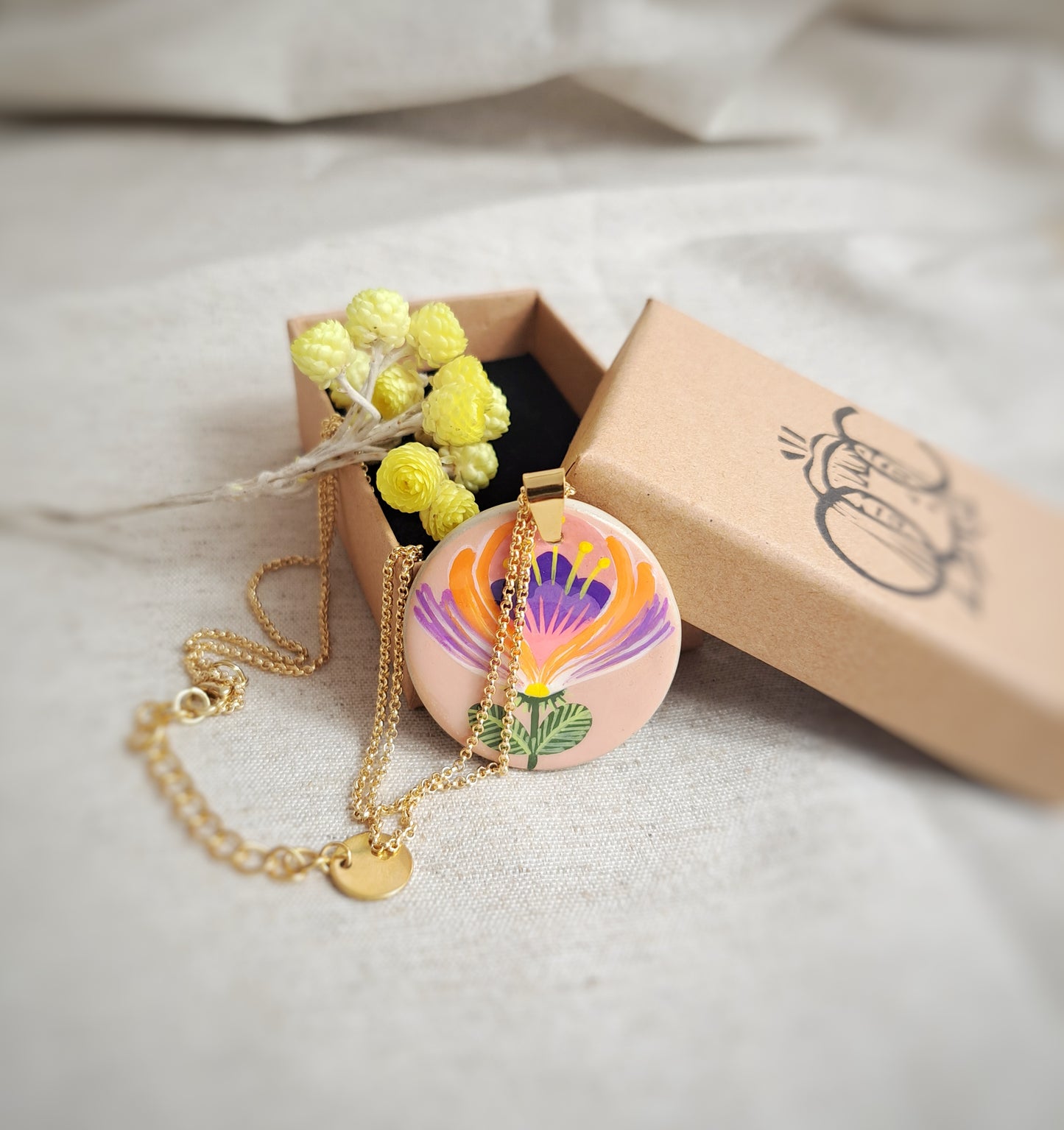Collier fleur "FOLK II" parme violet orange argile/acrylique - plaqué or 18k
