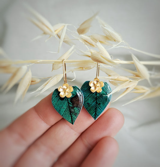 Boucles d'oreilles "Leaf V" bleu gris aquarelle -encre noire - plaqué or 18k