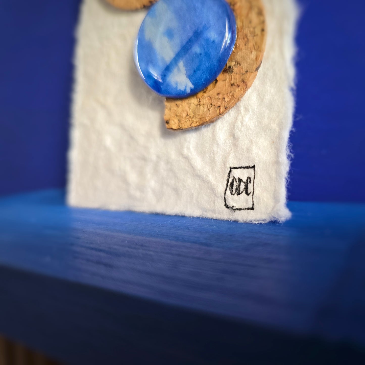 Puces d'oreilles bleu outremer aquarelle & liège