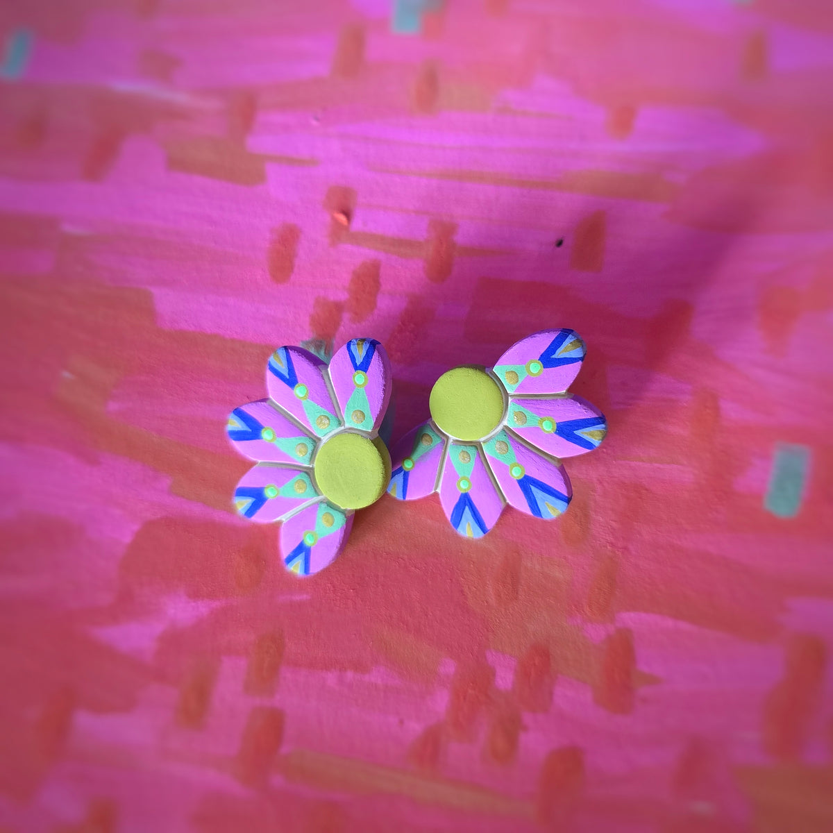 Puces demies fleurs parme